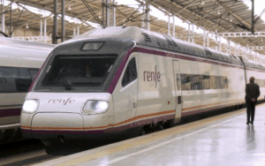 Francia e Italia están pasando por encima de Renfe. Sus ingresos y beneficios son enormes gracias a una liberalización a la carta