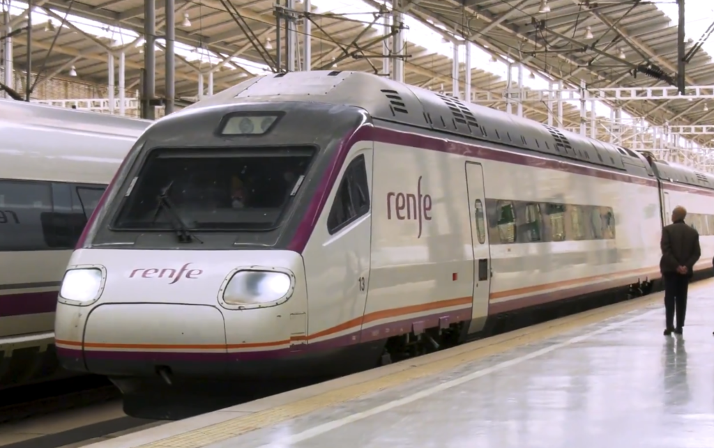 Francia e Italia están pasando por encima de Renfe. Sus ingresos y beneficios son enormes gracias a una liberalización a la carta