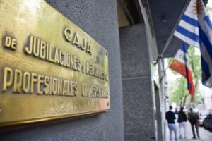 La Caja de Profesionales “parece la Cenicienta del sistema de seguridad social en Uruguay”