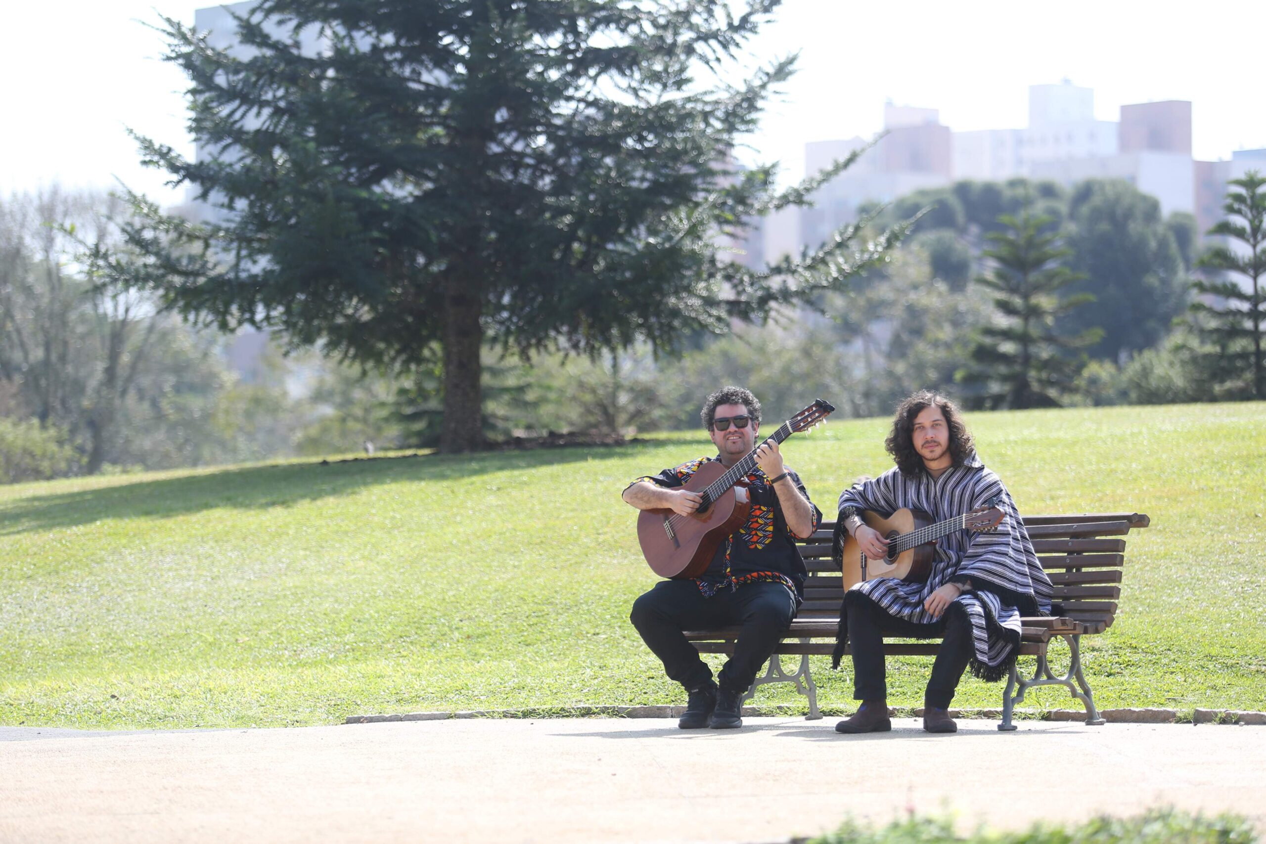 Che Valle llegará a Colombia con su nuevo álbum “Cada vez mejor”