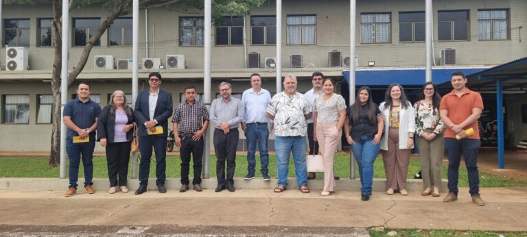 Intendentes paraguayos fortalecen lazos educacional con la UNILA