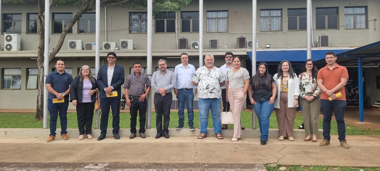Intendentes paraguayos fortalecen lazos educacional con la UNILA