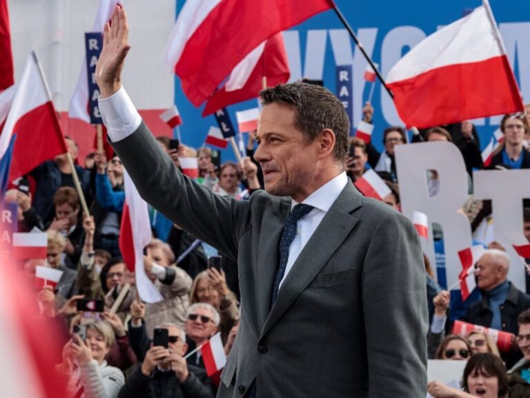 Polonia Vota Mañana: El Desafío Electoral entre Tusk y el Euroescepticismo