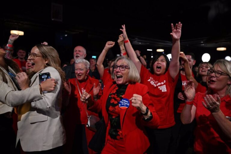 Proyecciones indican una victoria contundente del Partido Laborista en las elecciones federales de Australia