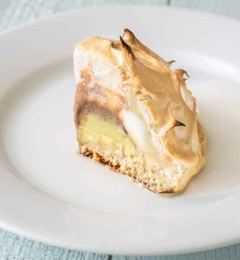 Tarta Alaska: Cómo hacer el postre elegante que sorprende por sus contrastes