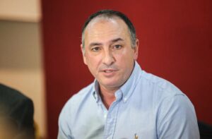 También frenteamplistas /Albisu anunció que el nuevo gabinete tendrá personas de todos los partidos