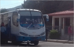 Transportistas de La Guardia Enfrentan Restricciones en Ruta hacia Juan Griego