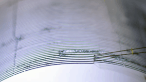 Fuerte sismo de 5.8 sacudió México este lunes