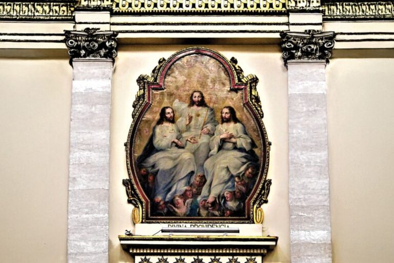 ¿Por qué la Iglesia calificó esta imagen de la Santísima Trinidad como “inapropiada”?