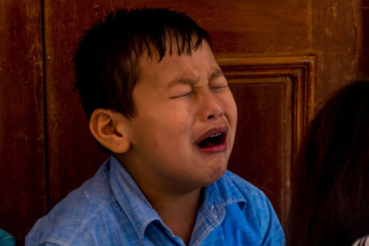 ¿Cómo evitar que los niños lloren en Misa? Un sacerdote revela su secreto