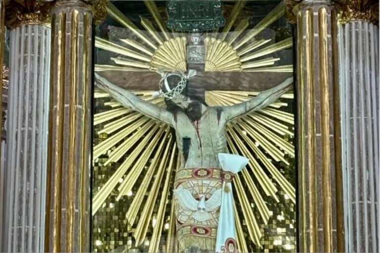 ¿Quién es y el Señor de las Maravillas de El Arenal?