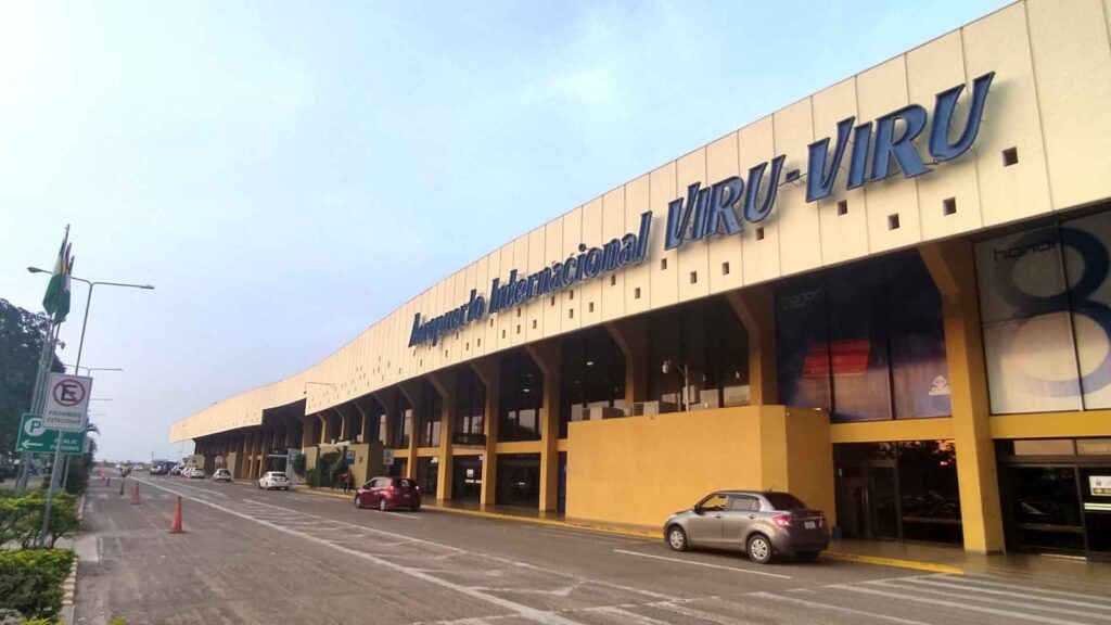 NAABOL recibe reconocimiento internacional de Copa Airlines por excelencia operativa en el Aeropuerto Internacional Viru Viru