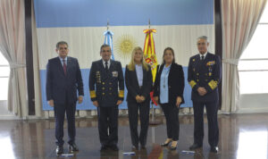 La Armada Argentina distinguió al Jefe de Estado Mayor de la Armada del Reino de España