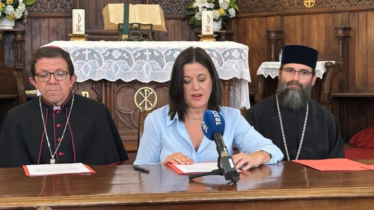 Católicos y ortodoxos respaldan a evangélicos en pedir una solución para los pastores jubilados sin pensión