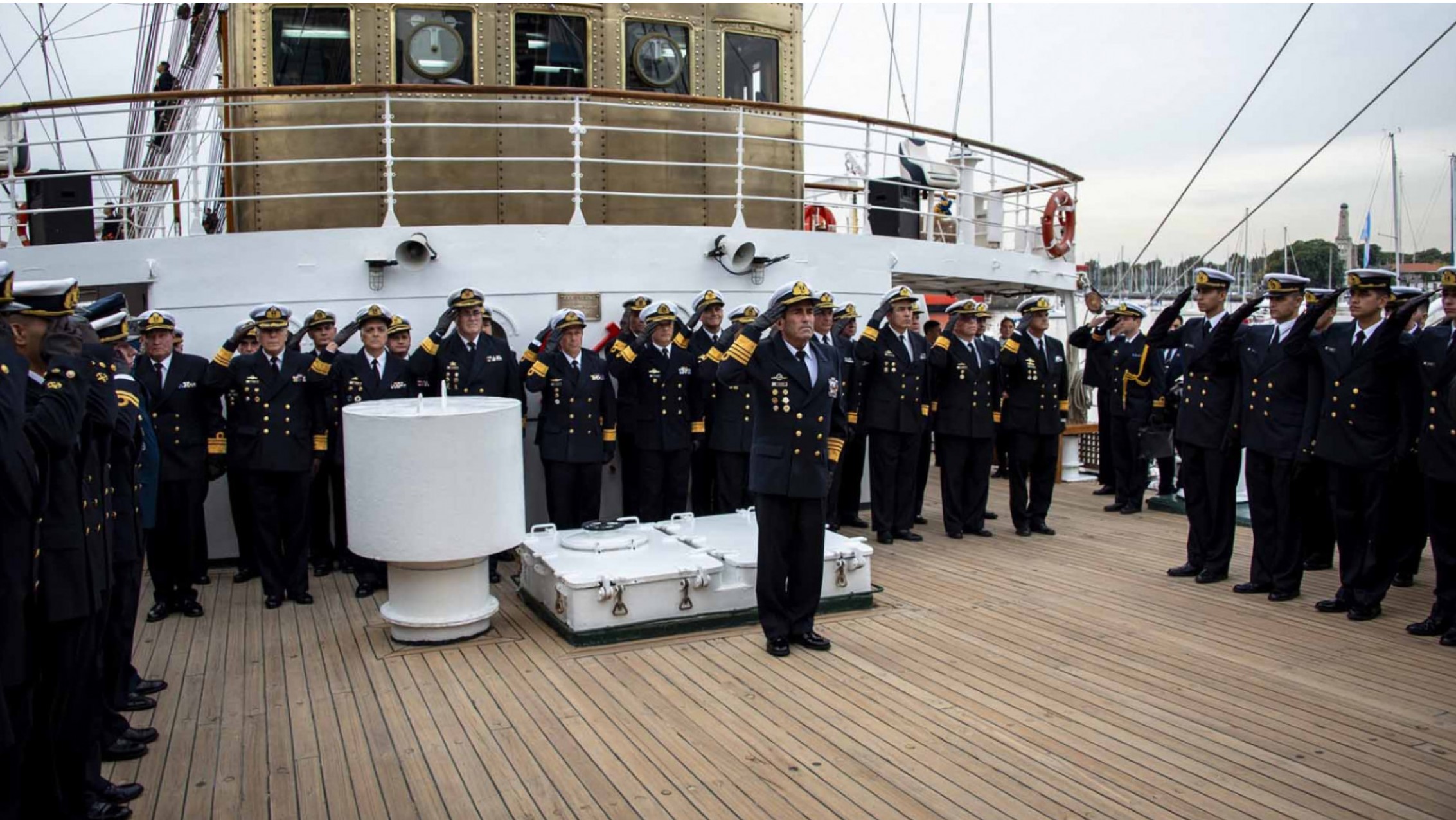 La fragata ARA “Libertad” zarpó rumbo a un nuevo Viaje de Instrucción