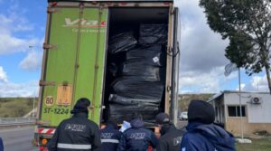 La Aduana descativó una maniobra de mas de 20.000 celulares por un valor que supera los USD 2,2 millones