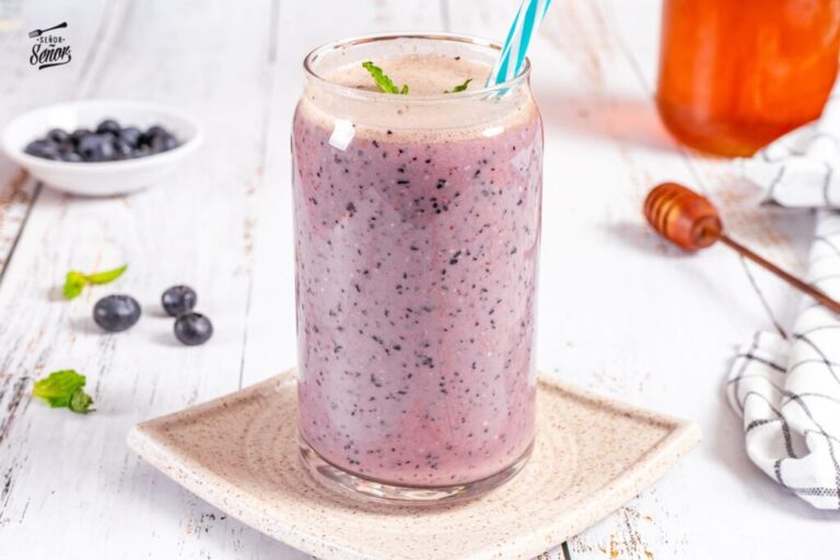 Batido de arándanos. Receta sana y fácil