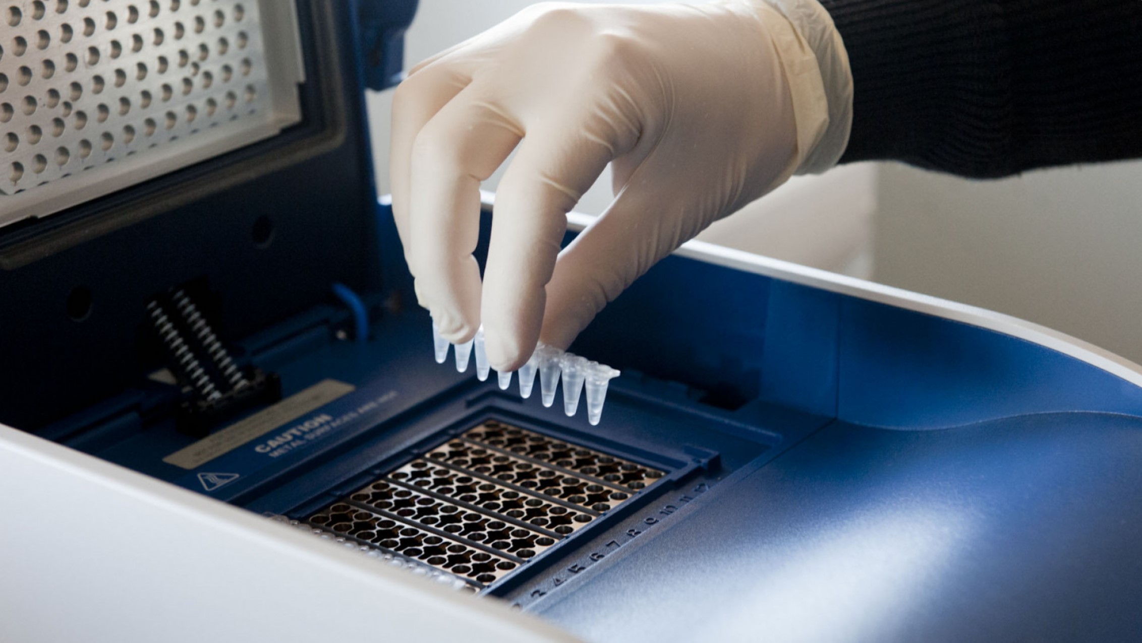 Se agiliza la importación de insumos para la investigación científica