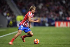 El equipo se prepara al máximo para el Mundial, entrenando con entusiasmo y dedicación