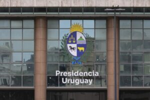 Conexión Ganadera y el debe de la clase política