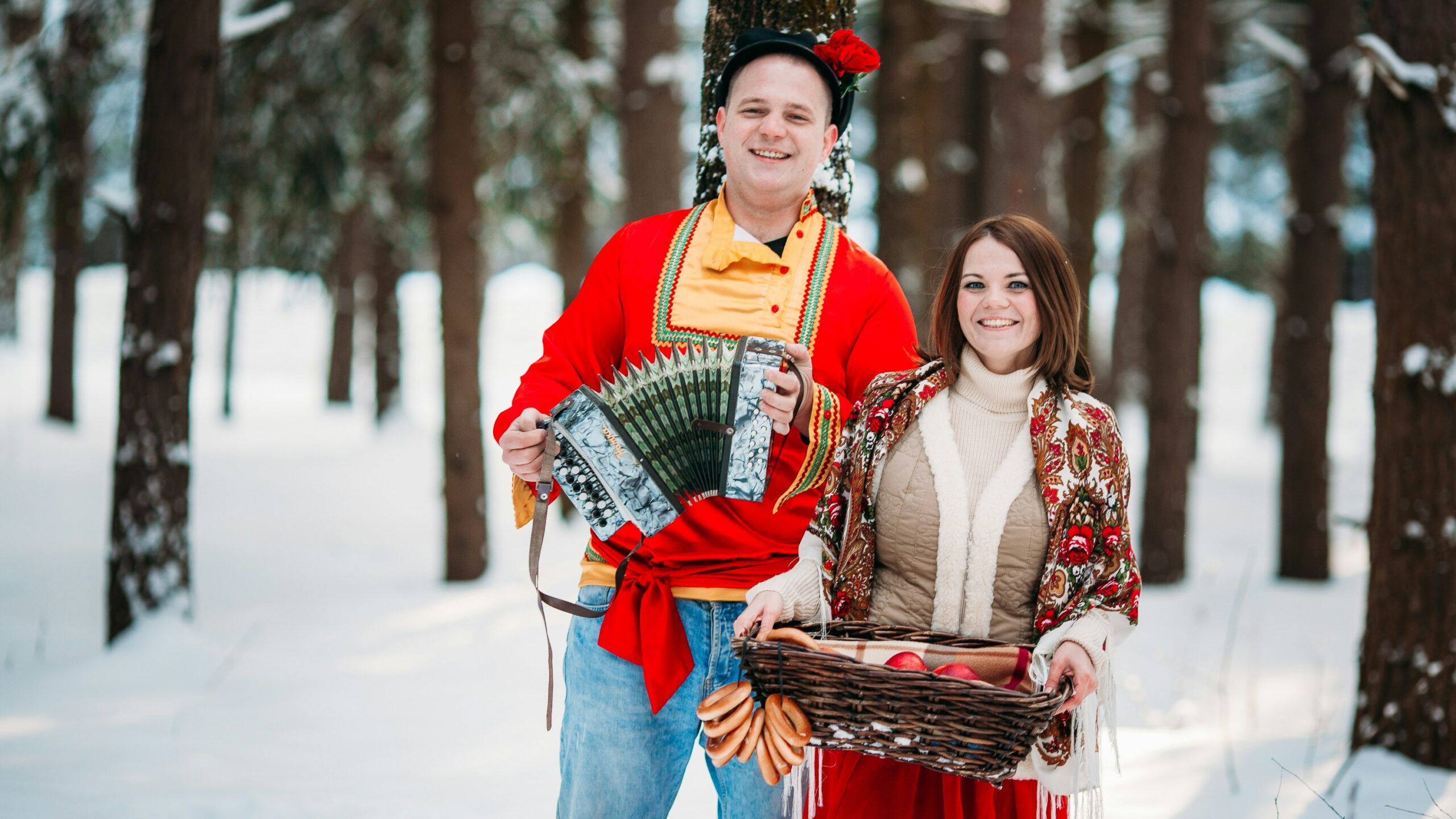 Entre nieve y tradición: guía completa de la vestimenta finlandesa moderna y tradicional
