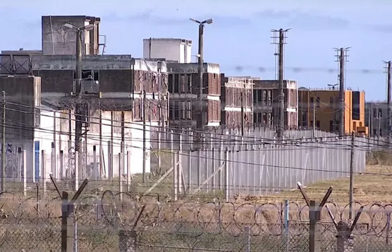 «Las cárceles se están convirtiendo en tierra de nadie» /»El módulo 11 del Comcar es un infierno»