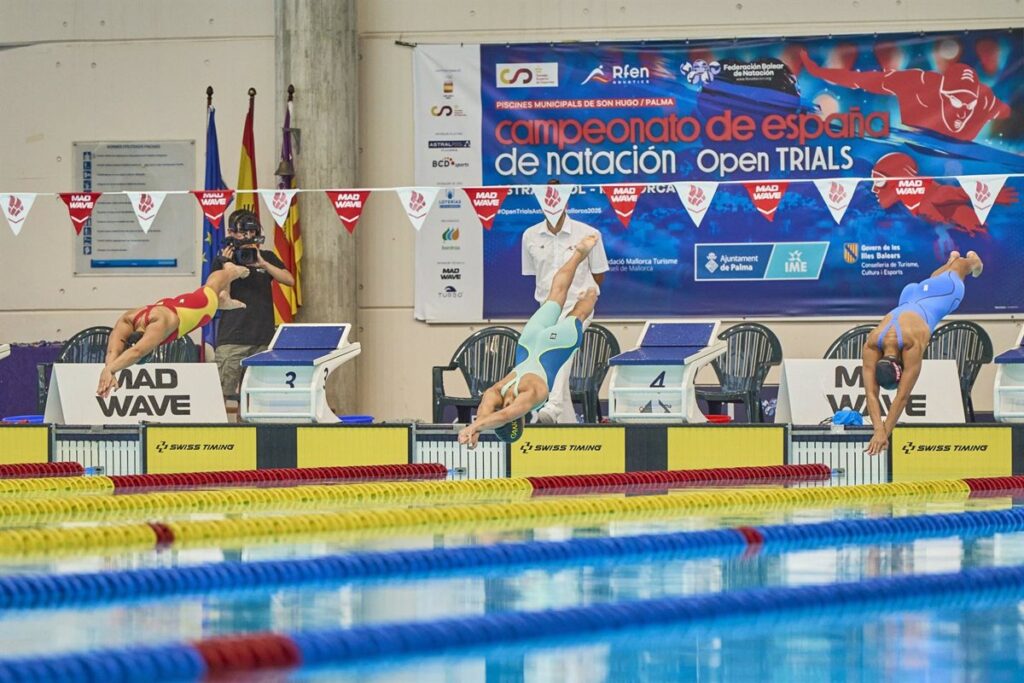 Hugo González se pierde el Mundial de natación en Singapur y España reintegra a Carles Coll