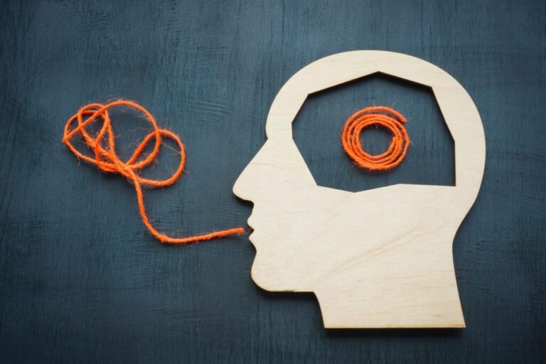 Más del 80% de los españoles opina que discutir sus preocupaciones de salud es beneficioso para su bienestar.