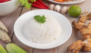 Arroz con Atún: La receta salvadora