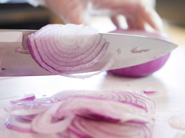 Bhajis de cebolla: receta india fácil y crujiente para el aperitivo