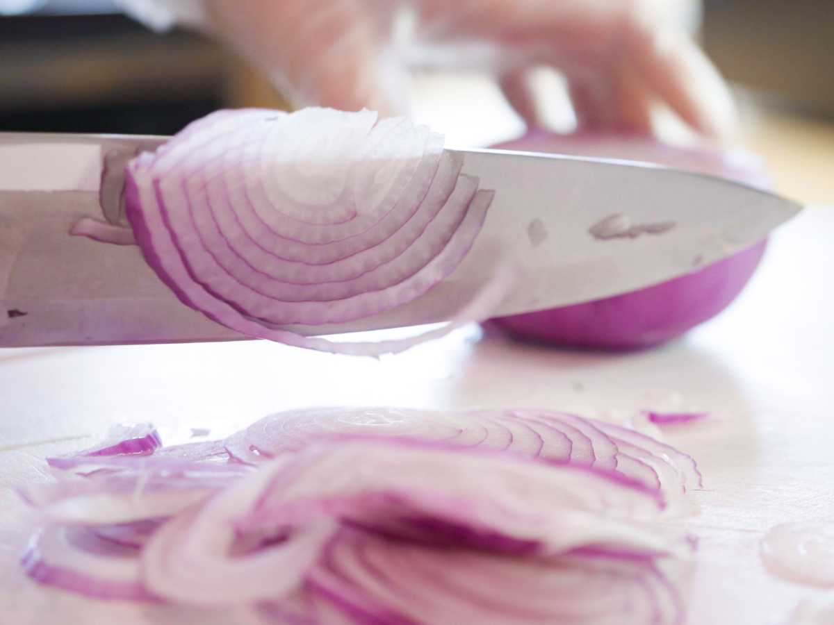 Bhajis de cebolla: receta india fácil y crujiente para el aperitivo