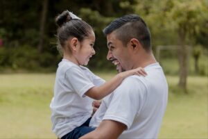 Día del padre: Oremos por los que están, los que se fueron, los ausentes