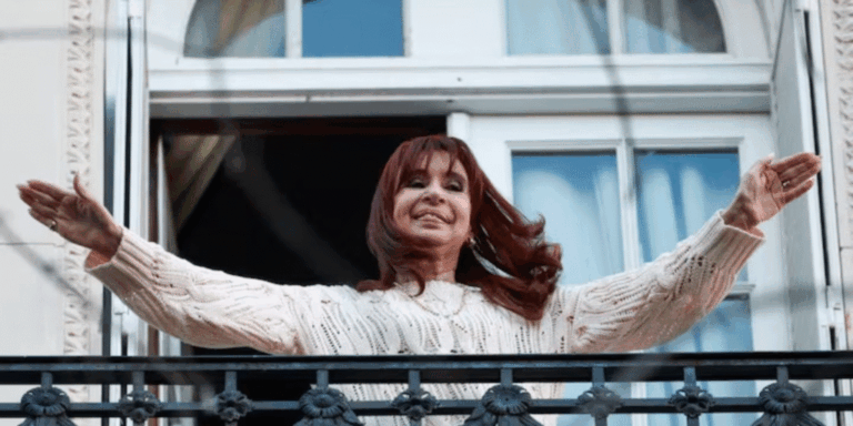 Cristina Kirchner queda bajo prisión domiciliaria #17Jun
