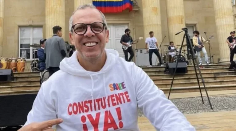 pastor-alfredo-saade-pide-cerrar-congreso