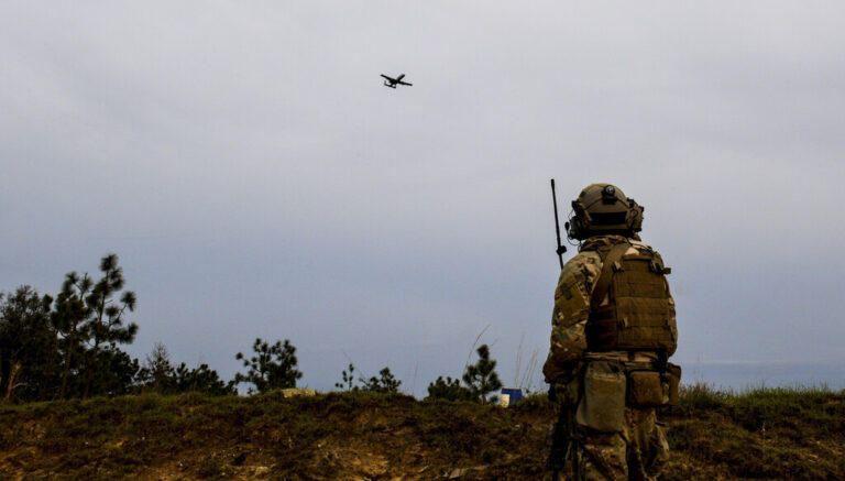 Durante meses Ucrania convirtió una ciudad estratégica en inexpugnable. Hasta que Rusia añadió a sus drones un compañero letal