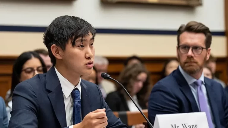 Alexandr Wang: el joven genio millonario que sucedería a Mark Zuckerberg