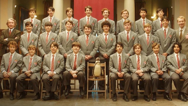 Estrenos en cines: los Pitufos vuelven en una nueva aventura animada