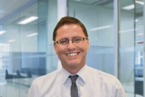 “Preocupa el uso de la IA en estudiantes por la excesiva dependencia y la pérdida del pensamiento crítico”