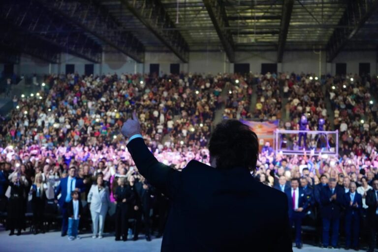 Javier Milei volvió a apuntar contra el peronismo: “Por suerte están empezando a caer presos”