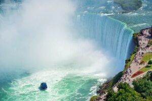 Cataratas-del-Niagara-atracciones-turisticas-en-Ontario
