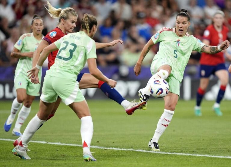 Girelli brilla con un doblete y lleva a Italia a las semifinales de la Eurocopa Femenina tras vencer a Noruega.
