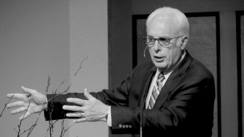John MacArthur (1939-2025): Predicador de la Palabra