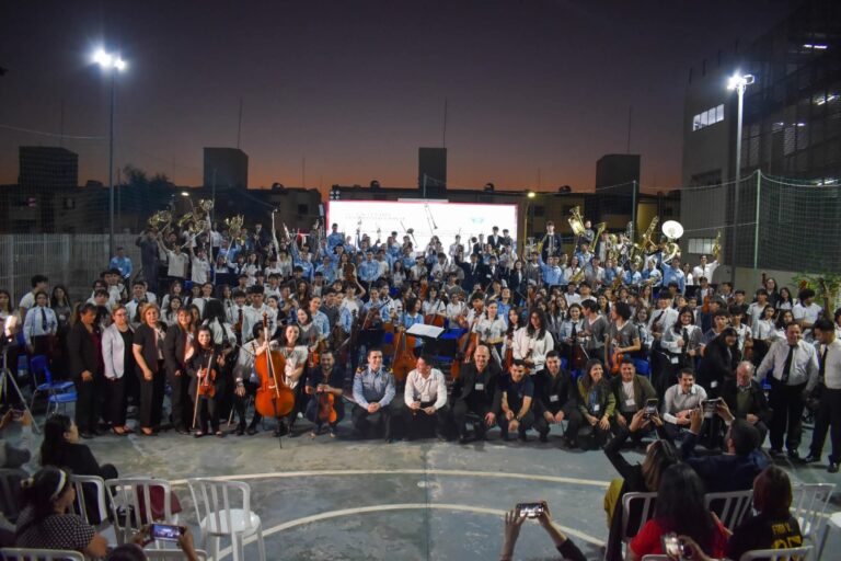 El arte se instaló en el populoso barrio San Francisco