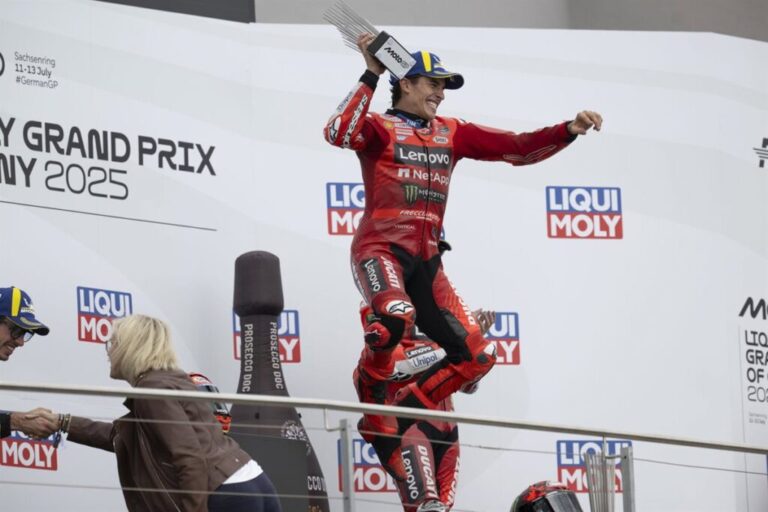 Marc Márquez logra su quinto doblete consecutivo en Brno