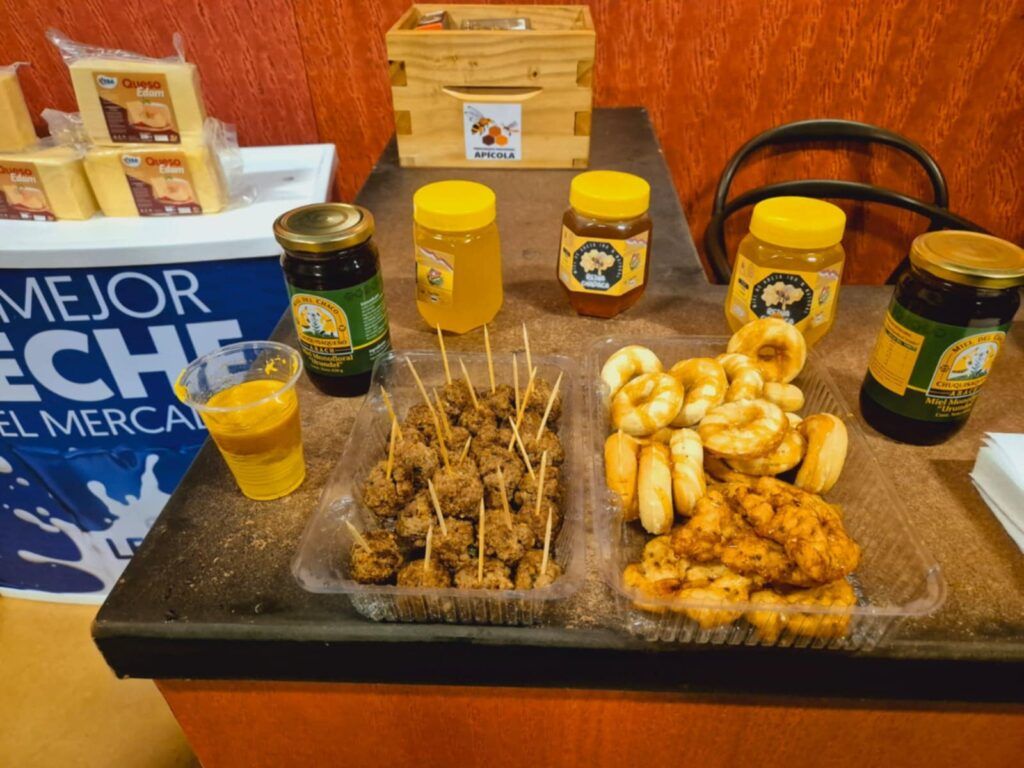 EBA y el Programa Nacional Apícola impulsan el valor agregado y la economía productiva en “La Paz Expone del Bicentenario 2025 EBA y el Programa Nacional Apícola impulsan el valor agregado y la economía productiva en “La Paz Expone del Bicentenario 2025