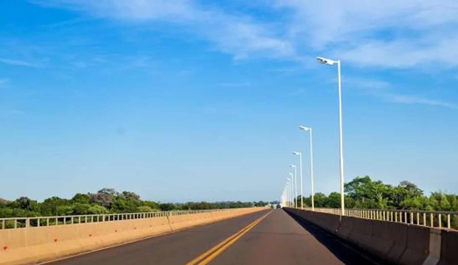 Avanza el proceso de concesión de un puente entre Argentina y Brasil