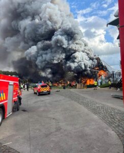 ¿Se hará el concierto? Respuesta de Tomorrowland tras incendio de su escenario