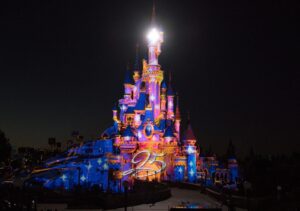 Disneyland cumple 70 años como el parque que transformó el ocio global