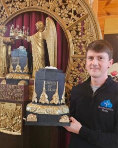 Reliquia de Santa Teresita del Niño Jesús visita santuario mariano en histórica peregrinación