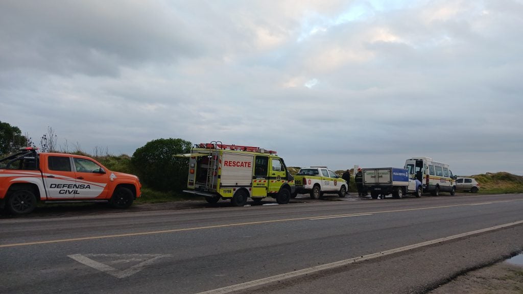 Mar del Plata: un hombre que circulaba en bicicleta cayó de un acantilado
